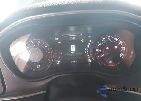 2020 Dodge Challenger Sxt z USA, uszkodzony, nr VIN 2C3CDZAG6LH210656